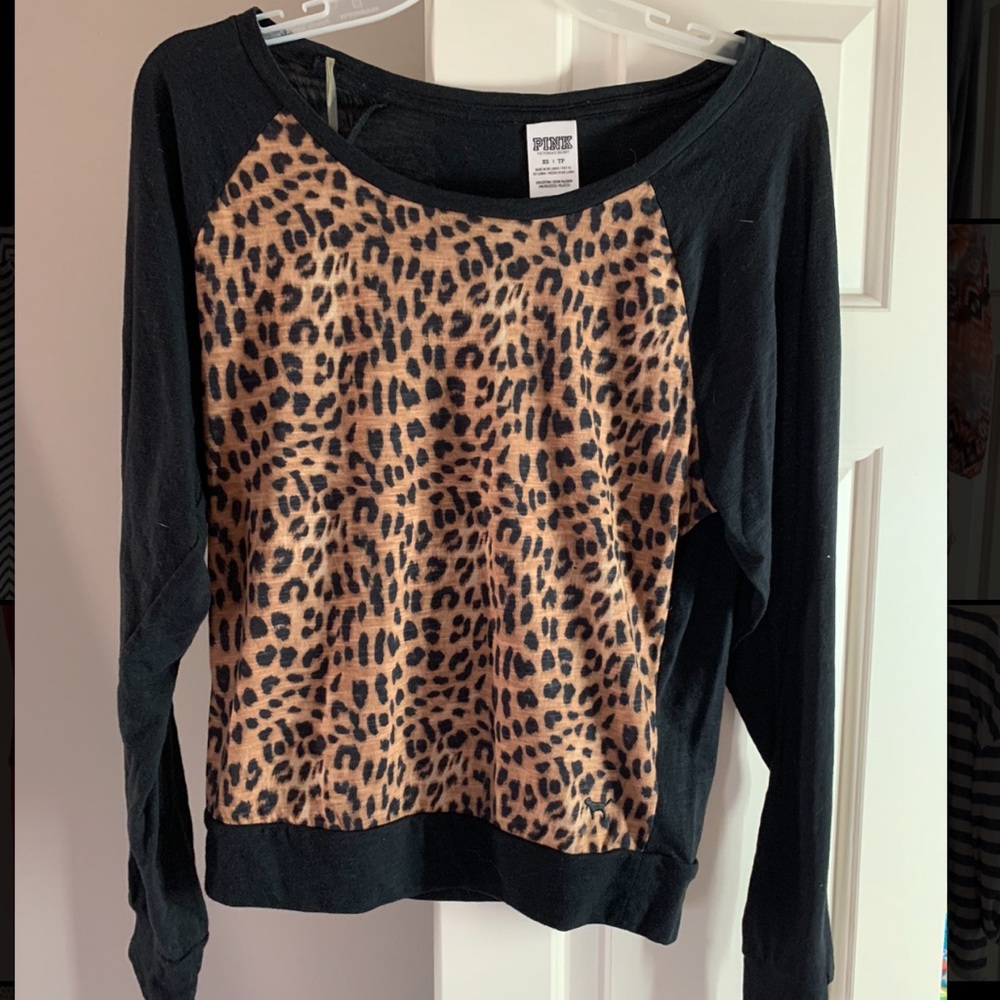 Barely worn long sleeve shirt